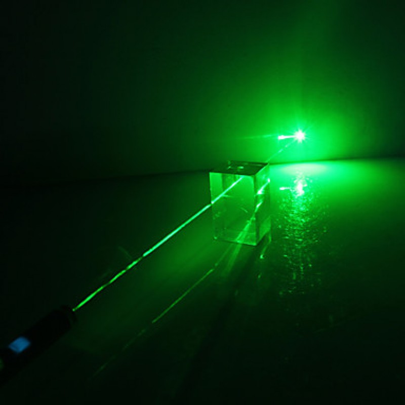 Зеленый луч указка. Зеленый лазер лазер зеленый SRL-lb50. Лазерная указка зеленая 50 MW + фонарь. Лазерная указка 530метров зелёная. Зелёный лазер поитер yl-018 3000 MV.