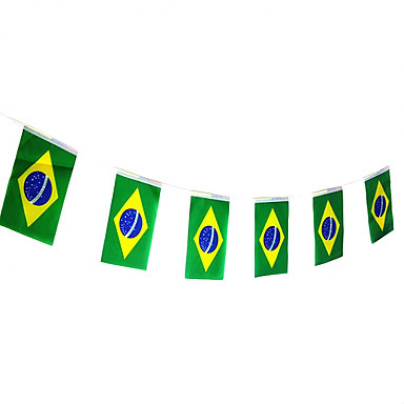 Нашивка Бразилия. Помоги мальчику развесить флажки. Шеврон флаг Бразилии. Нашивка Бразилия футбол. Помоги развесить флажки