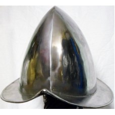 Рыцарский шлем морион