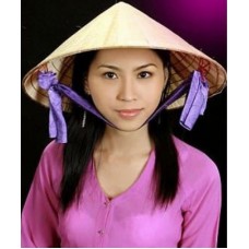 Вьетнамская шляпа нон, раскрашенная 